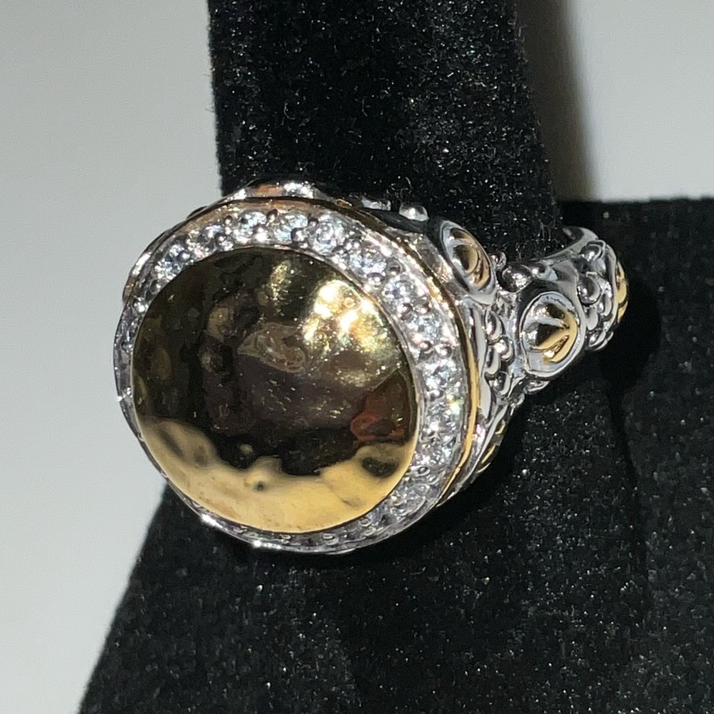 18k Hammered Dome Ring - Picture 10 of 13